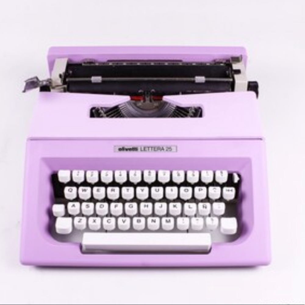 WORKING Olivetti Lettera typewriter